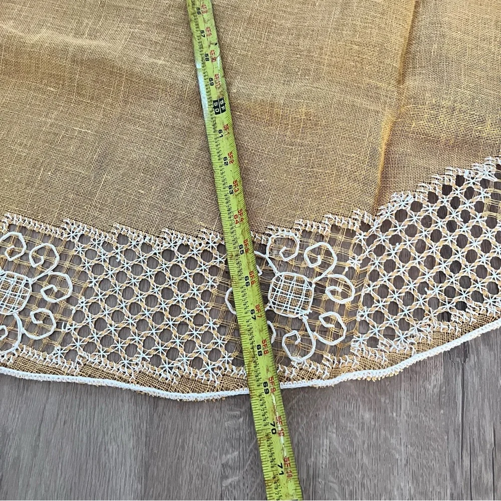 Vtg Beautiful Yellow‎ With White Lace Linen Round Tablecloth 69” & 8 PCs Napkins